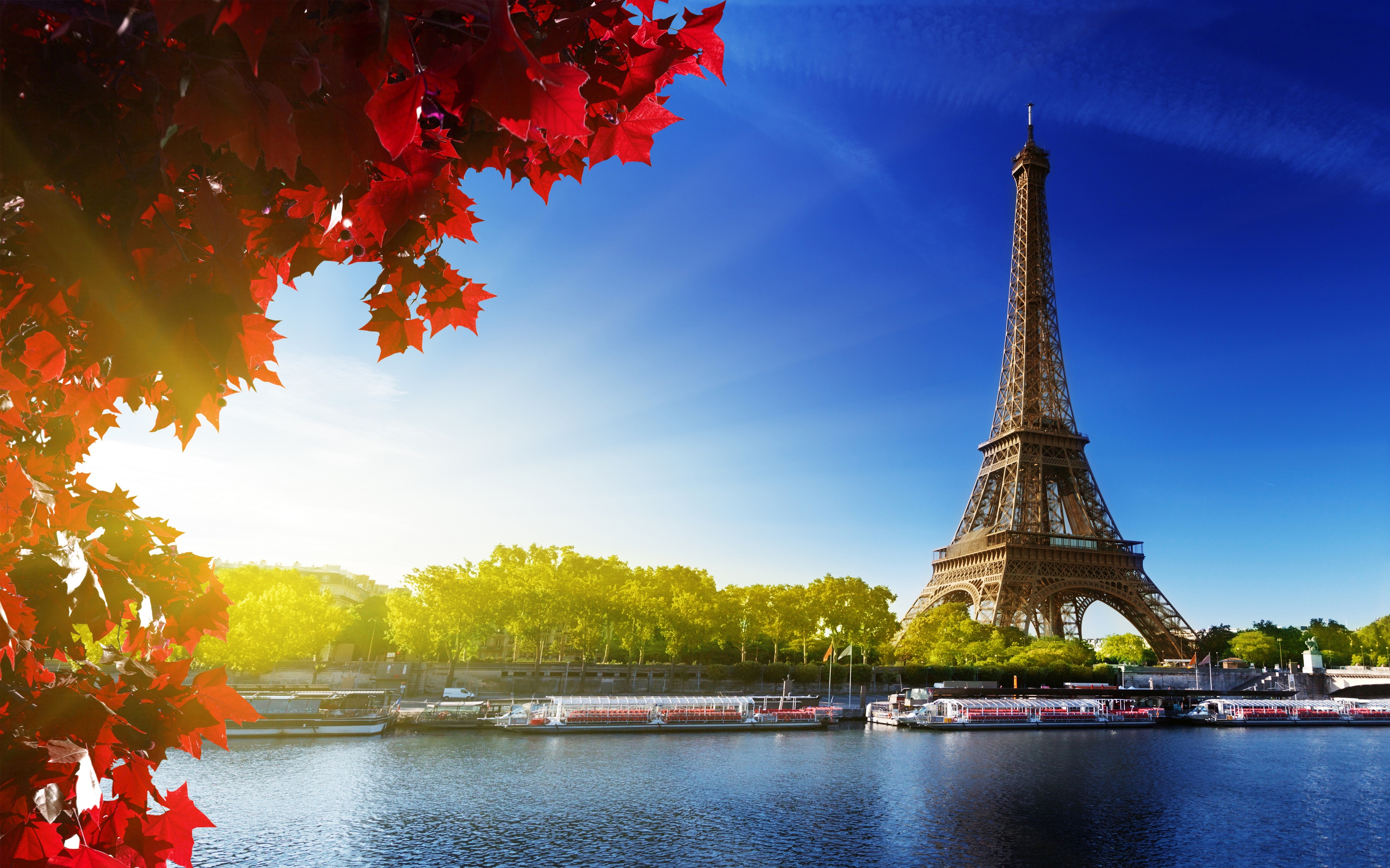 Eiffel Tower Paris for 5120 x 3200 5K Ultra Wide resolution