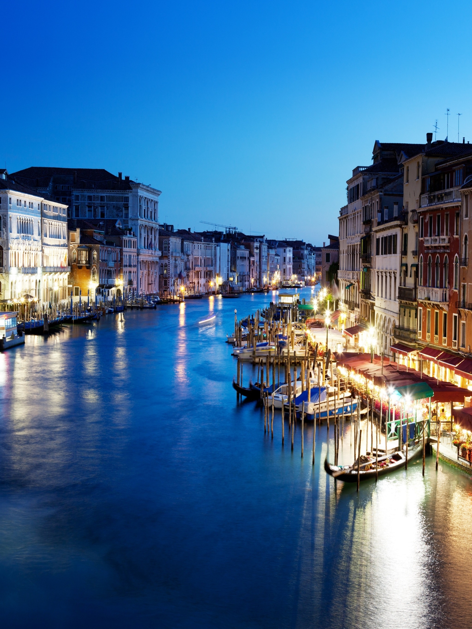 Grand Canal Venice for Apple iPad Air 2 resolution